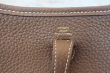 画像をギャラリービューアに読み込む, HERMES／エルメス エブリンTPM トリヨンクレマンス エトゥープ Z刻印 ショルダーバッグ 800030056
