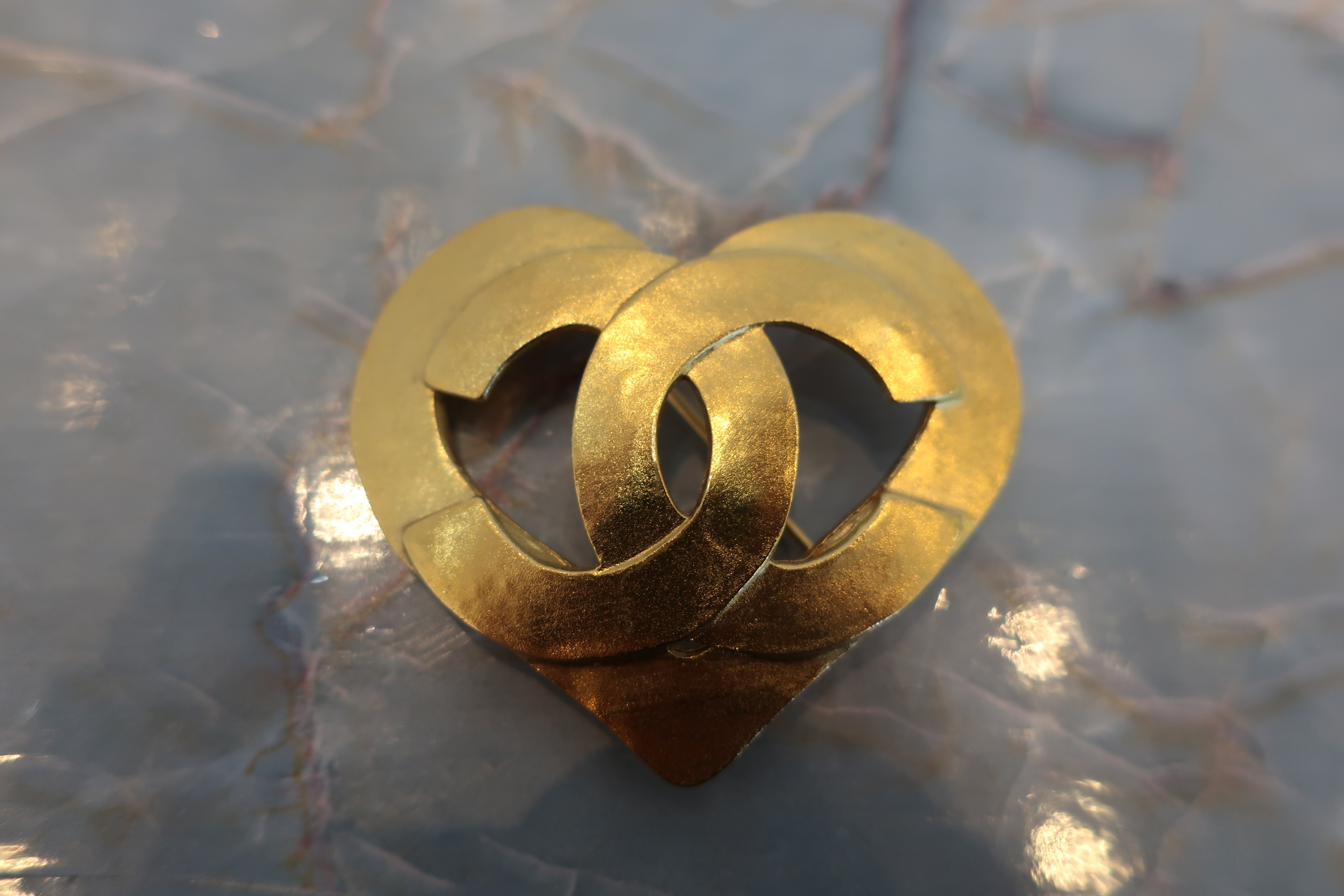 シャネル CHANEL ブローチ 93P ハート ゴールド