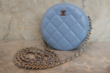 Load image into Gallery viewer, CHANEL Matelasse round chain shoulder bag Lambskin Blue/Gold hadware Shoulder bag 600070177
