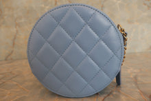 Load image into Gallery viewer, CHANEL Matelasse round chain shoulder bag Lambskin Blue/Gold hadware Shoulder bag 600070177
