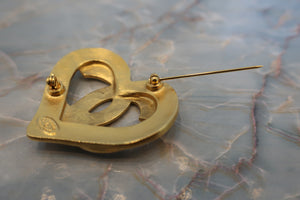 CHANEL/香奈儿 经典双C 心形 胸针 镀金 Gold(金色) 胸针  500100124