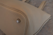 Load image into Gallery viewer, HERMES PICOTIN LOCK MM Clemence leather Beton C Engraving Hand bag 600090021
