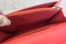 Load image into Gallery viewer, CHANEL CC mark chain wallet Caviar skin Pink/Gold hadware Shoulder bag 700120136
