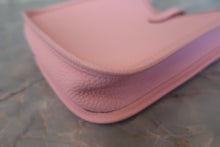 画像をギャラリービューアに読み込む, HERMES／エルメス エブリンTPM トリヨンクレマンス ローズサクラ X刻印 ショルダーバッグ 800030060
