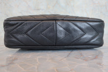 将图片加载到图库查看器，CHANEL/香奈儿 经典双C 链条包 荔枝皮 Black/Gold hadware(黑色/金色金属) 肩背包 800060051
