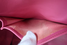 Load image into Gallery viewer, HERMES KELLY 32 Chevre myzore goatskim Fuschia pink □J Engraving Shoulder bag 700090216
