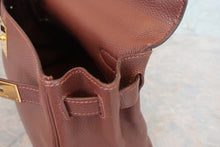 Load image into Gallery viewer, HERMES KELLY 28 Clemence leather Havane □F Engraving Shoulder bag 800070067
