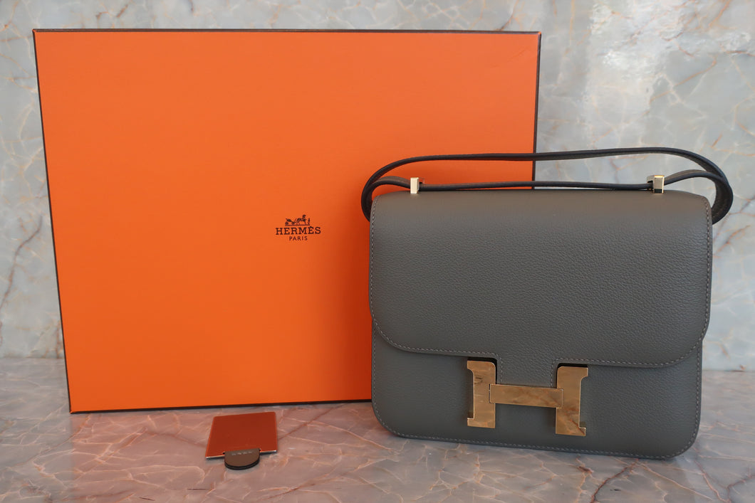 HERMES／エルメス コンスタンス3 ミニ エバーカラー ヴェールグリス/ホワイト B刻印 ショルダーバッグ 700060210
