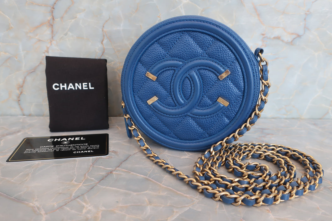 CHANEL Matelasse round chain shoulder bag Caviar skin Blue/Gold hadware Shoulder bag 600070178