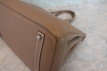 Load image into Gallery viewer, HERMES BIRKIN 35 Togo leather Etoupe gray □M Engraving Hand bag 800070152
