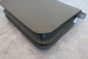 HERMES／エルメス コンスタンス3 ミニ エバーカラー ヴェールグリス/ホワイト B刻印 ショルダーバッグ 700060210