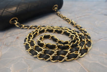 Load image into Gallery viewer, CHANEL Matelasse chain shoulder bag Lambskin Black/Gold hadware Shoulder bag 700120165
