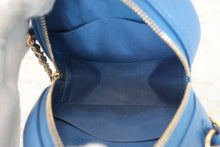 Load image into Gallery viewer, CHANEL Matelasse round chain shoulder bag Caviar skin Blue/Gold hadware Shoulder bag 600070178
