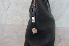 Load image into Gallery viewer, HERMES／BOLIDE 31 Clemence leather Black □J Engraving Shoulder bag 700100018
