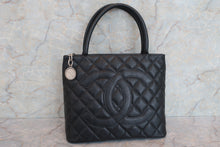 Load image into Gallery viewer, CHANEL Medallion Tote Caviar skin Black/Silver hadware Tote bag 600070160
