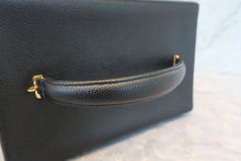 Load image into Gallery viewer, CHANEL CC mark vanity Caviar skin Black/Gold hadware Vanity 700120166
