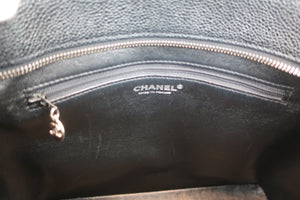 CHANEL Medallion Tote Caviar skin Black/Silver hadware Tote bag 600070160