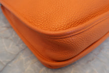 将图片加载到图库查看器，HERMES EVELYNE 3GM Clemence leather Orange □JO刻印 Shoulder bag 600110084
