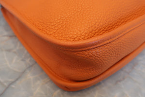 HERMES EVELYNE 3GM Clemence leather Orange □JO刻印 Shoulder bag 600110084