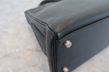 Load image into Gallery viewer, HERMES KELLY 32 Togo leather Black □H Engraving Shoulder bag 600090050
