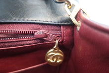 Load image into Gallery viewer, CHANEL Mini Matelasse single flap chain shoulder bag Lambskin Black/Gold hadware Shoulder bag 600040198
