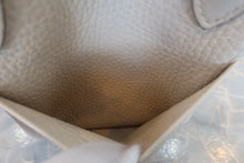 将图片加载到图库查看器，HERMES LINDY 26 Clemence leather Craie X刻印 Shoulder bag 800070158
