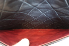 Load image into Gallery viewer, CHANEL Matelasse chain shoulder bag Lambskin Black/Gold hadware Shoulder bag 800040107

