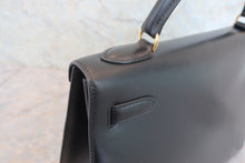 画像をギャラリービューアに読み込む, HERMES／エルメス ケリー32 ボックスカーフ ブラック 〇A刻印 ショルダーバッグ 800050125
