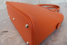 Load image into Gallery viewer, HERMES／BOLIDE 31 Chevre myzore goatskim Orange □I Engraving Shoulder bag 700100047
