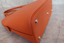Load image into Gallery viewer, HERMES／BOLIDE 31 Chevre myzore goatskim Orange □I Engraving Shoulder bag 700100047
