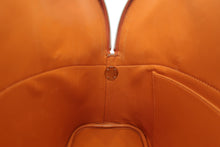 Load image into Gallery viewer, HERMES／BOLIDE 31 Chevre myzore goatskim Orange □I Engraving Shoulder bag 700100047
