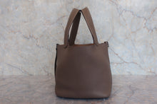 画像をギャラリービューアに読み込む, HERMES／エルメス ピコタンロックＰＭ トリヨンクレマンス エトゥープ □R刻印 ハンドバッグ 800010209
