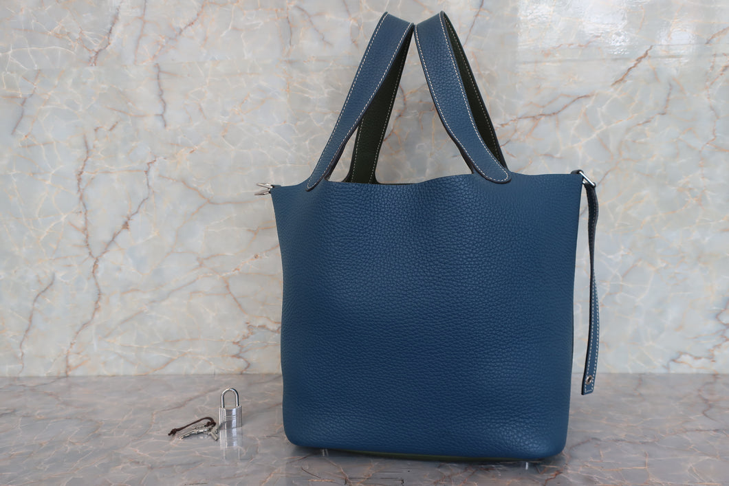 HERMES PICOTIN LOCK CASAQUE MM Clemence leather Blue thalassa/Canopee □Q Engraving Hand bag 700100019