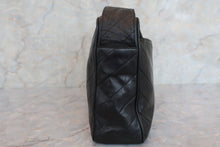 Load image into Gallery viewer, CHANEL Bias stitch fringe shoulder bag Lambskin Black/Gold hadware Shoulder bag 600050041
