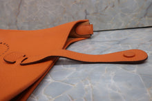 将图片加载到图库查看器，HERMES EVELYNE 3GM Clemence leather Orange □JO刻印 Shoulder bag 600110084
