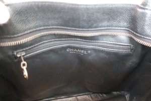 CHANEL Medallion Tote Caviar skin Black/Silver hadware Tote bag 600070161