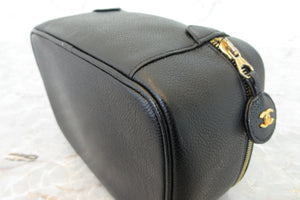 CHANEL/シャネル ココマークバニティ キャビアスキン ブラック/ゴールド金具 バニティ 700070236