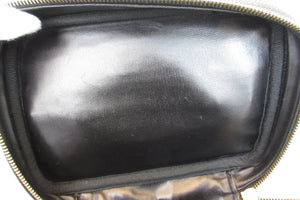 CHANEL/シャネル ココマークバニティ キャビアスキン ブラック/ゴールド金具 バニティ 700070236
