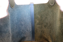 Load image into Gallery viewer, HERMES PICOTIN LOCK CASAQUE MM Clemence leather Blue thalassa/Canopee □Q Engraving Hand bag 700100019
