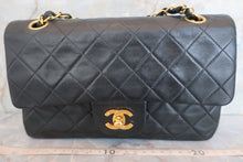 Load image into Gallery viewer, CHANEL Matelasse double flap double chain shoulder bag Lambskin Black/Gold hadware Shoulder bag 600040106
