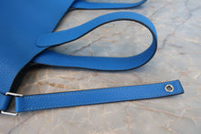 Load image into Gallery viewer, HERMES PICOTIN LOCK MM Clemence leather Blue zanzibar X Engraving Hand bag 700100043
