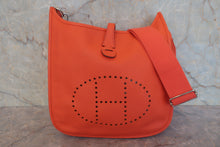 画像をギャラリービューアに読み込む, HERMES／エルメス エブリン3ＰＭ ヴォーエプソン オレンジポピー X刻印 ショルダーバッグ 800030059
