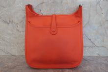 画像をギャラリービューアに読み込む, HERMES／エルメス エブリン3ＰＭ ヴォーエプソン オレンジポピー X刻印 ショルダーバッグ 800030059
