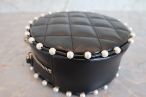 CHANEL/シャネル マトラッセラウンドチェーンショルダーバッグ ラムスキン ブラック/ゴールド金具 ショルダーバッグ 700080216