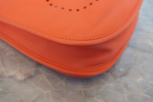 画像をギャラリービューアに読み込む, HERMES／エルメス エブリン3ＰＭ ヴォーエプソン オレンジポピー X刻印 ショルダーバッグ 800030059
