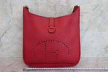 Load image into Gallery viewer, HERMES  EVELYNE 3GM Clemence leather Rouge garance □N Engraving Shoulder bag 700100031
