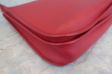 Load image into Gallery viewer, HERMES  EVELYNE 3GM Clemence leather Rouge garance □N Engraving Shoulder bag 700100031
