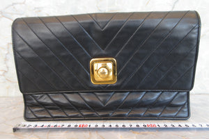 CHANEL/シャネル Vステッチチェーンショルダーバッグ ラムスキン ブラック/ゴールド金具 ショルダーバッグ 700070237