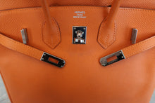 Load image into Gallery viewer, HERMES BIRKIN 25 Epsom leather Feu □N Engraving Hand bag 600090049
