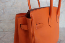 Load image into Gallery viewer, HERMES BIRKIN 25 Epsom leather Feu □N Engraving Hand bag 600090049
